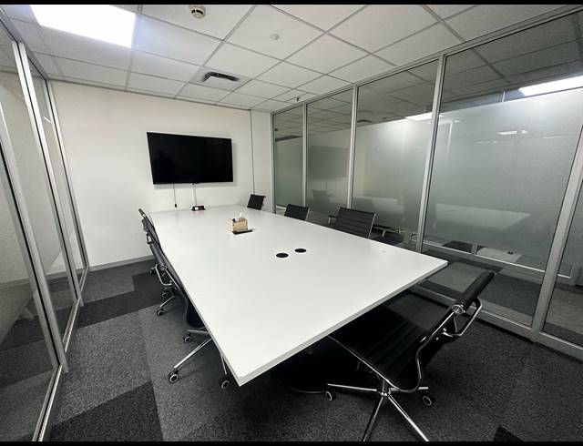 79.82M² OFFICE TO LET IN ROSEBANK